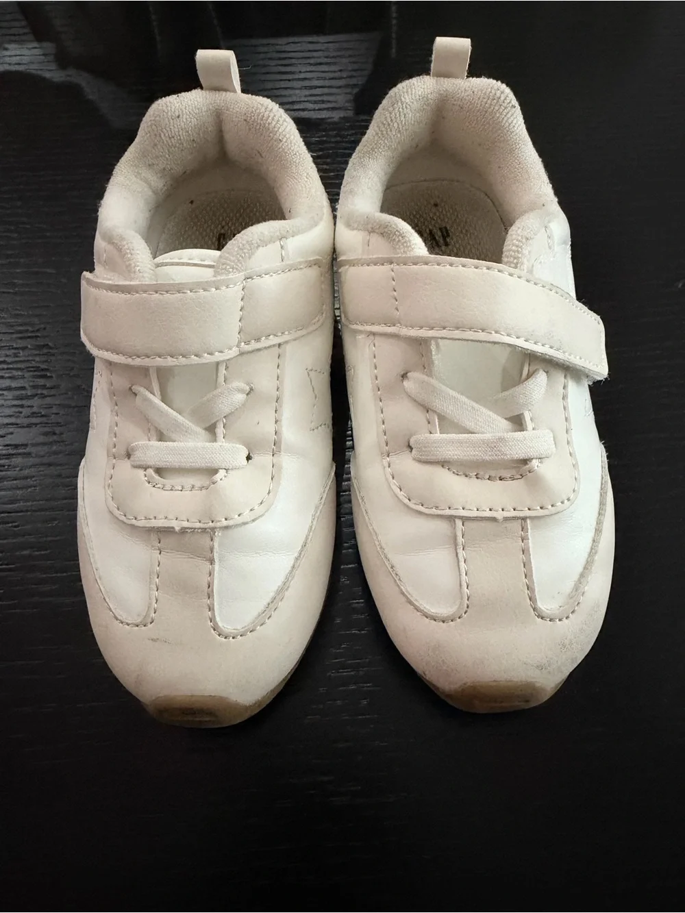 GAP Kids Cream & Gum Rubber Neutral Sneaker with Star Detail